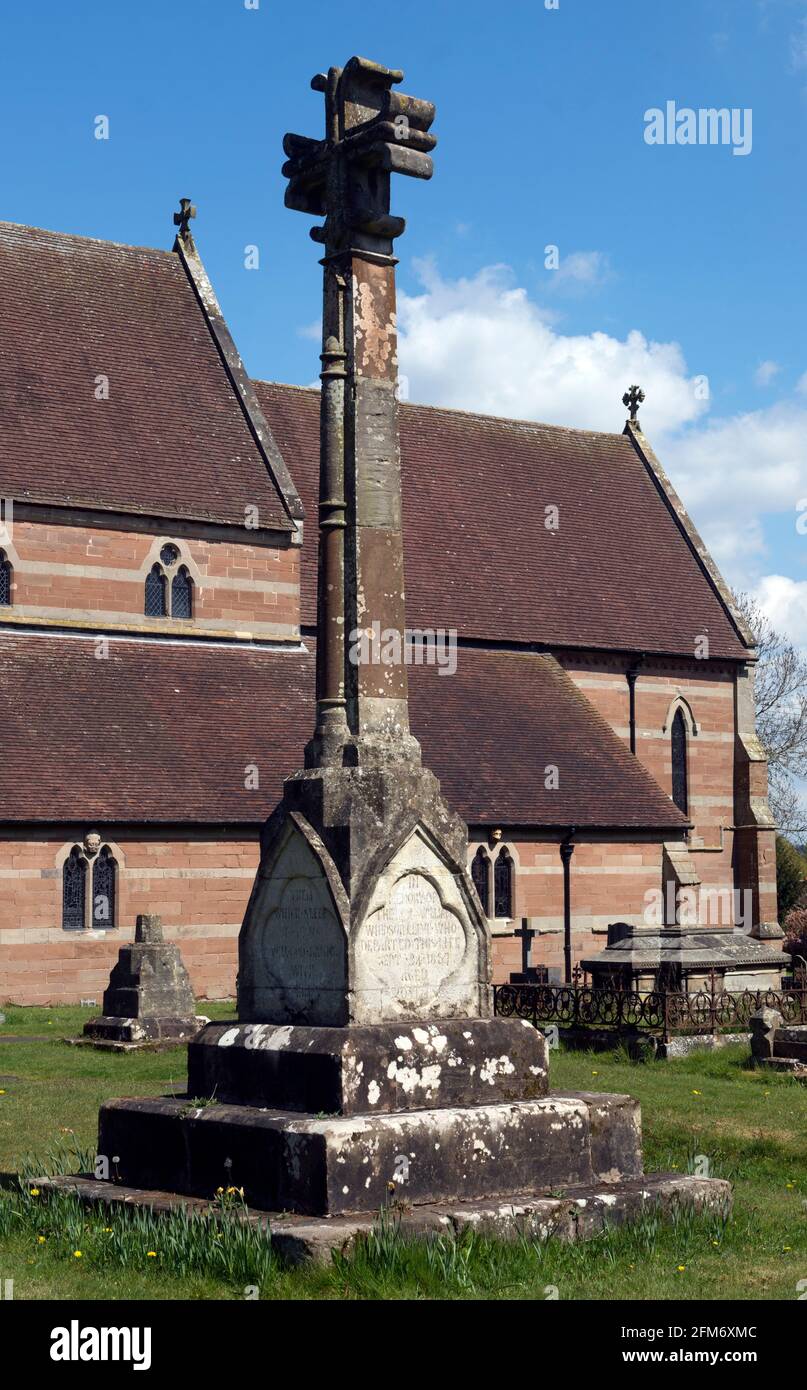 The Windsor family memorial cross, St. Laurence`s churchyard, Alvechurch, Worcestershire, England, UK Stock Photo